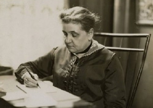 Jane Addams in 1915.
