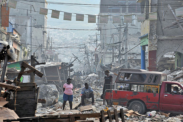 Tè Tremblé: An Unnatural Disaster: A Trial Role Play Probes the Roots of Devastation in Haiti (Teaching Activity) | Zinn Education Project: Teaching People's History